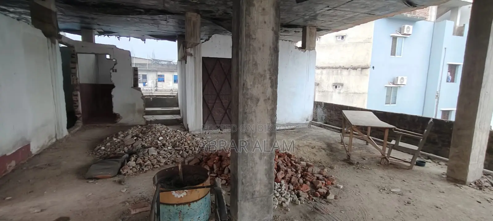হাটহাজারীতে ৬টি বেডরুমের অ্যাপার্টমেন্ট বিক্রয়