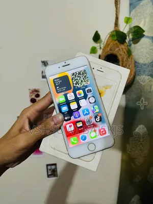 Apple iPhone 6s 64 GB Rose Gold
