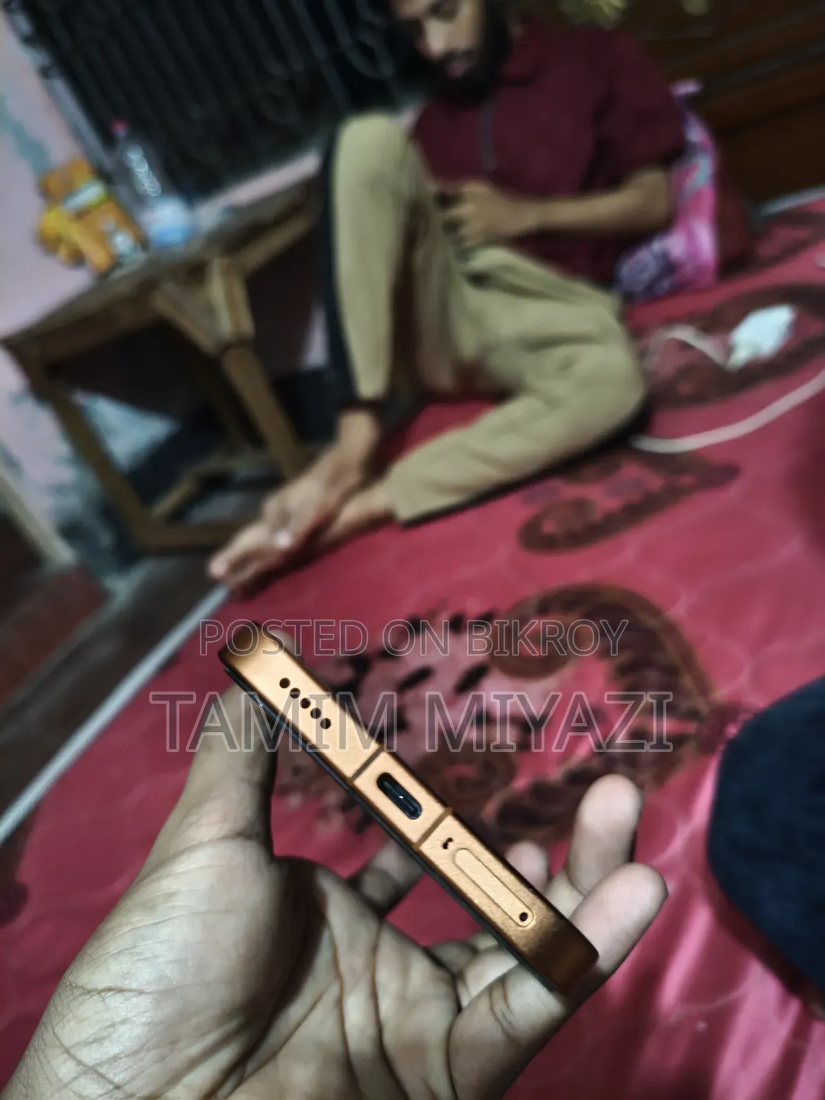 নতুন শাওমি রেডমি টার্বো ৫ ম্যাক্স ২৫৬ জিবি কমলা