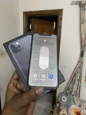 অ্যাপল আইফোন ১১ প্রো ৫১২ জিবি লাল