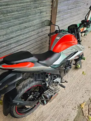 Suzuki Gixxer 2024 Orange