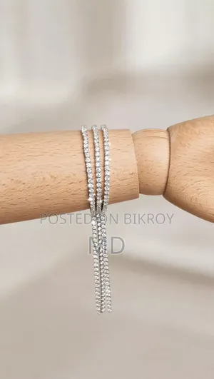 Attractive Model Bangles