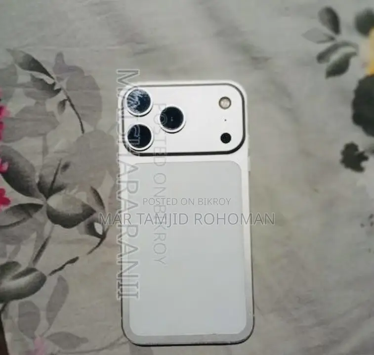অ্যাপল আইফোন এক্সআর ৬৪ জিবি হোয়াইট