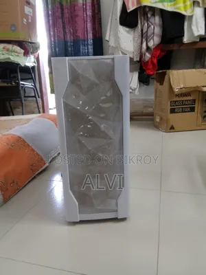 রেভেঞ্জার হাওয়া মিড টাওয়ার এটিএক্স আরজিবি গেমিং কেস হোয়াইট