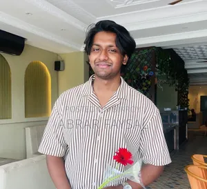 কাস্টমার সার্ভিস অ্যাসোসিয়েট