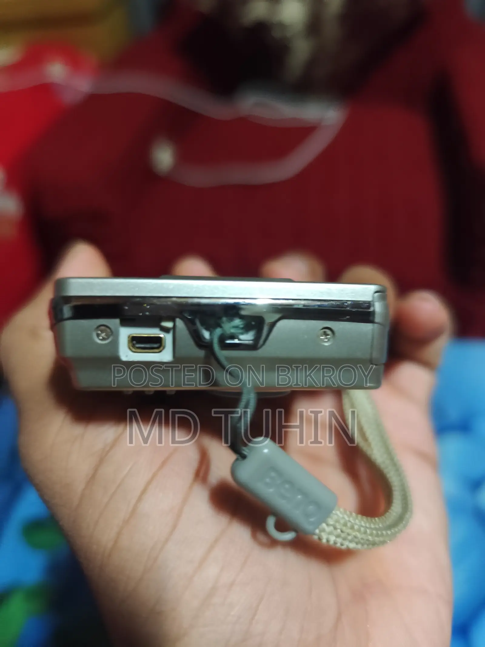 BenQ AE100 14MP Digital Camera