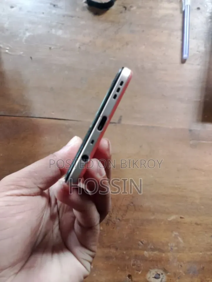 Oppo F17 128 GB Orange
