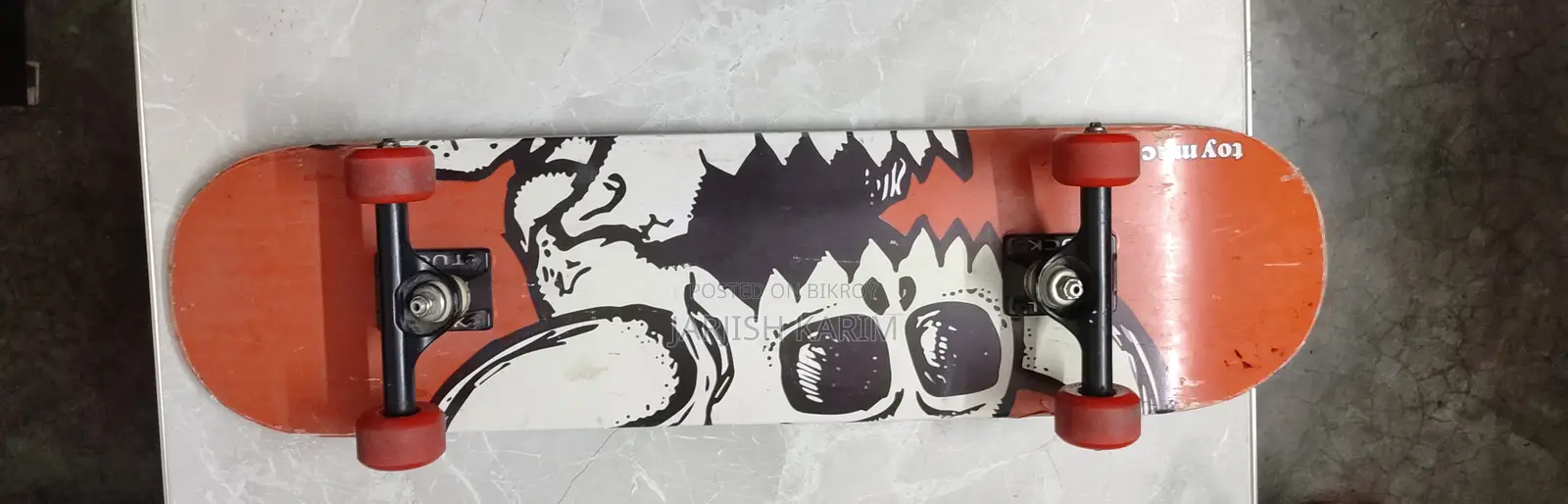 Skateboard
