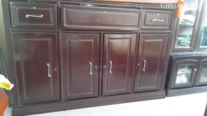 মেহগনি কাঠের ওয়ারড্রোব