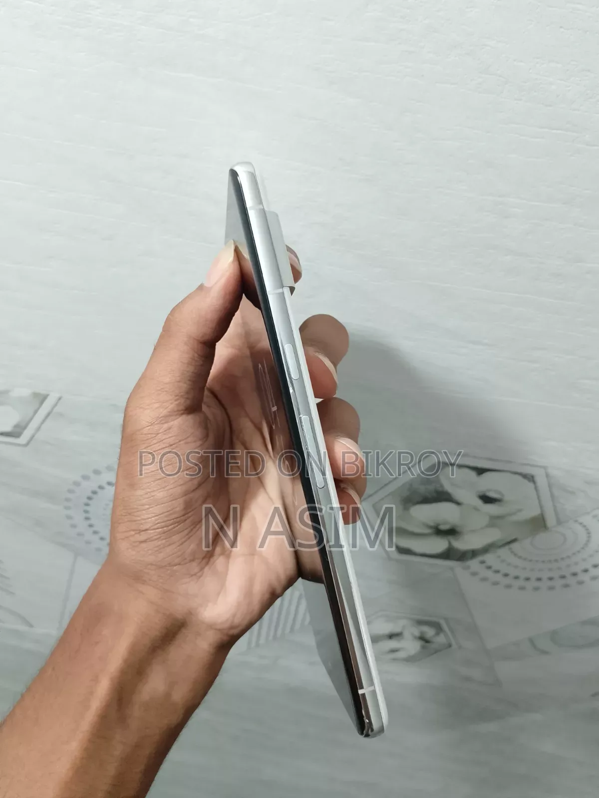 নতুন গুগল পিক্সেল ৭ প্রো ১২৮ জিবি সাদা