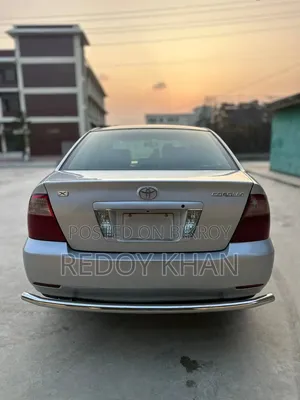 টয়োটা করোল্লা সেডান ২০০৪ সিলভার