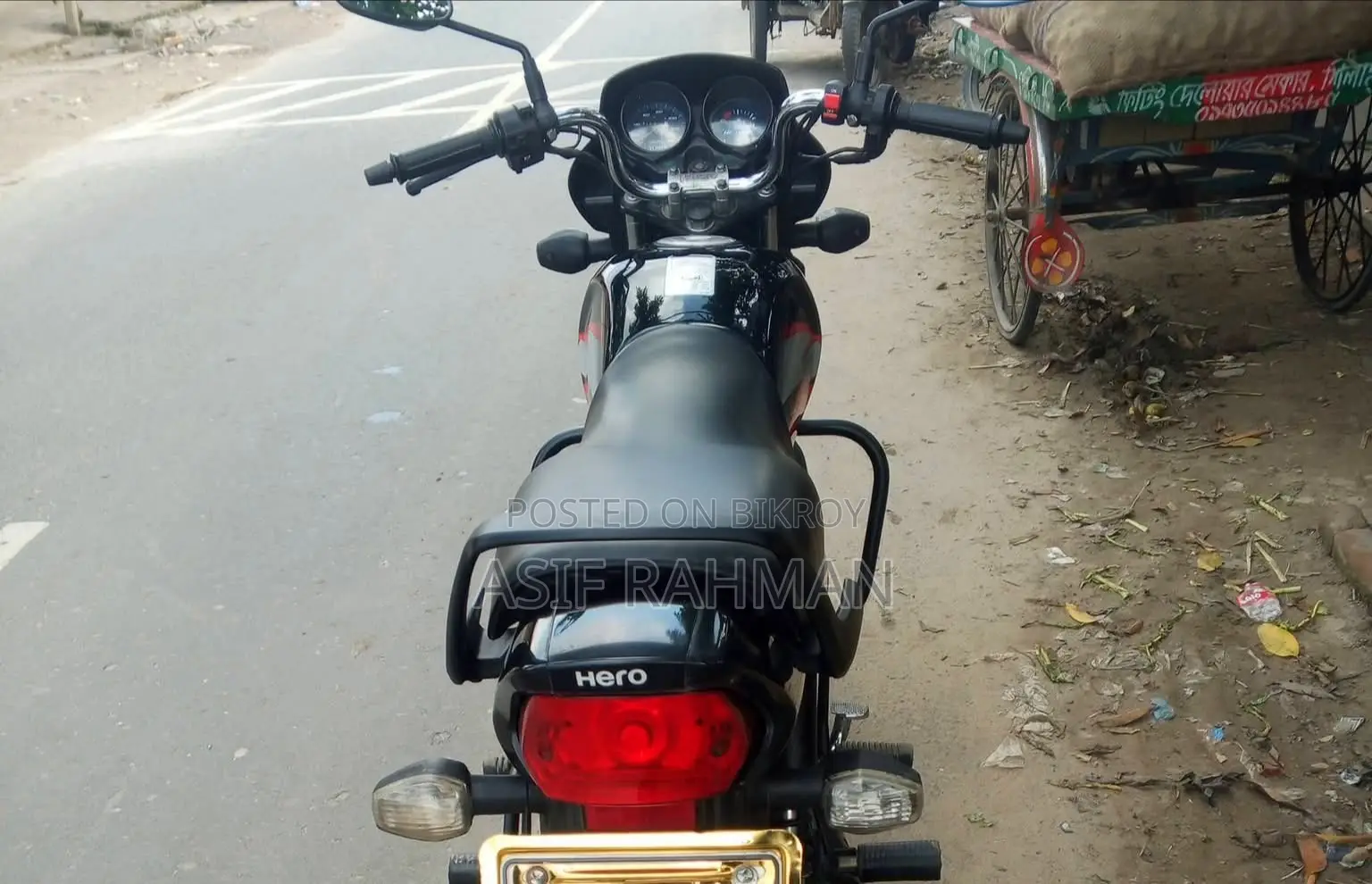 হিরো এইচএফ ডিলাক্স ২০২১ ব্ল্যাক