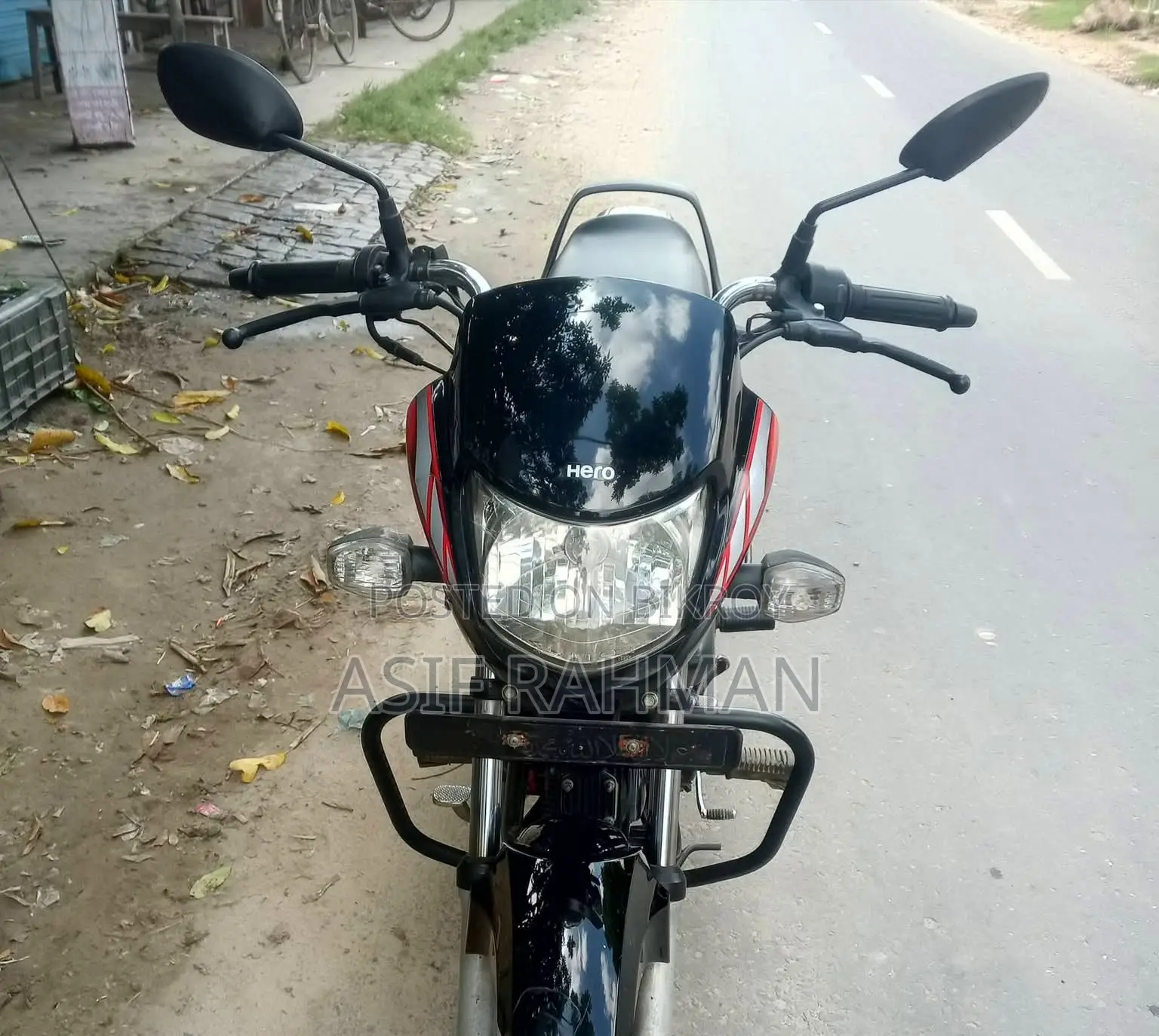 হিরো এইচএফ ডিলাক্স ২০২১ ব্ল্যাক