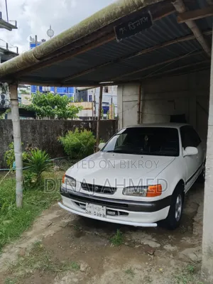 Toyota Corolla Sedan 1997 White