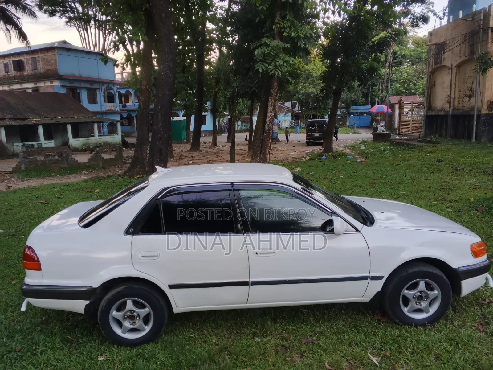 Toyota Corolla Sedan 1997 White