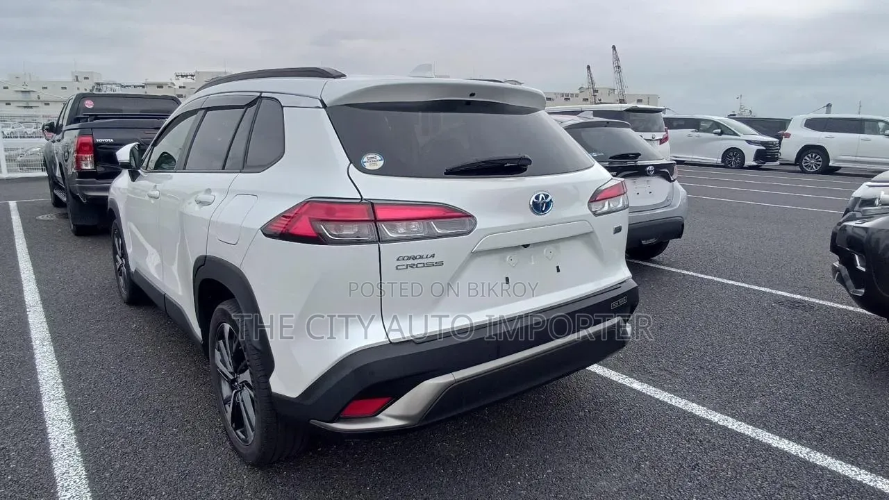 Toyota Corolla Cross 2021 Pearl