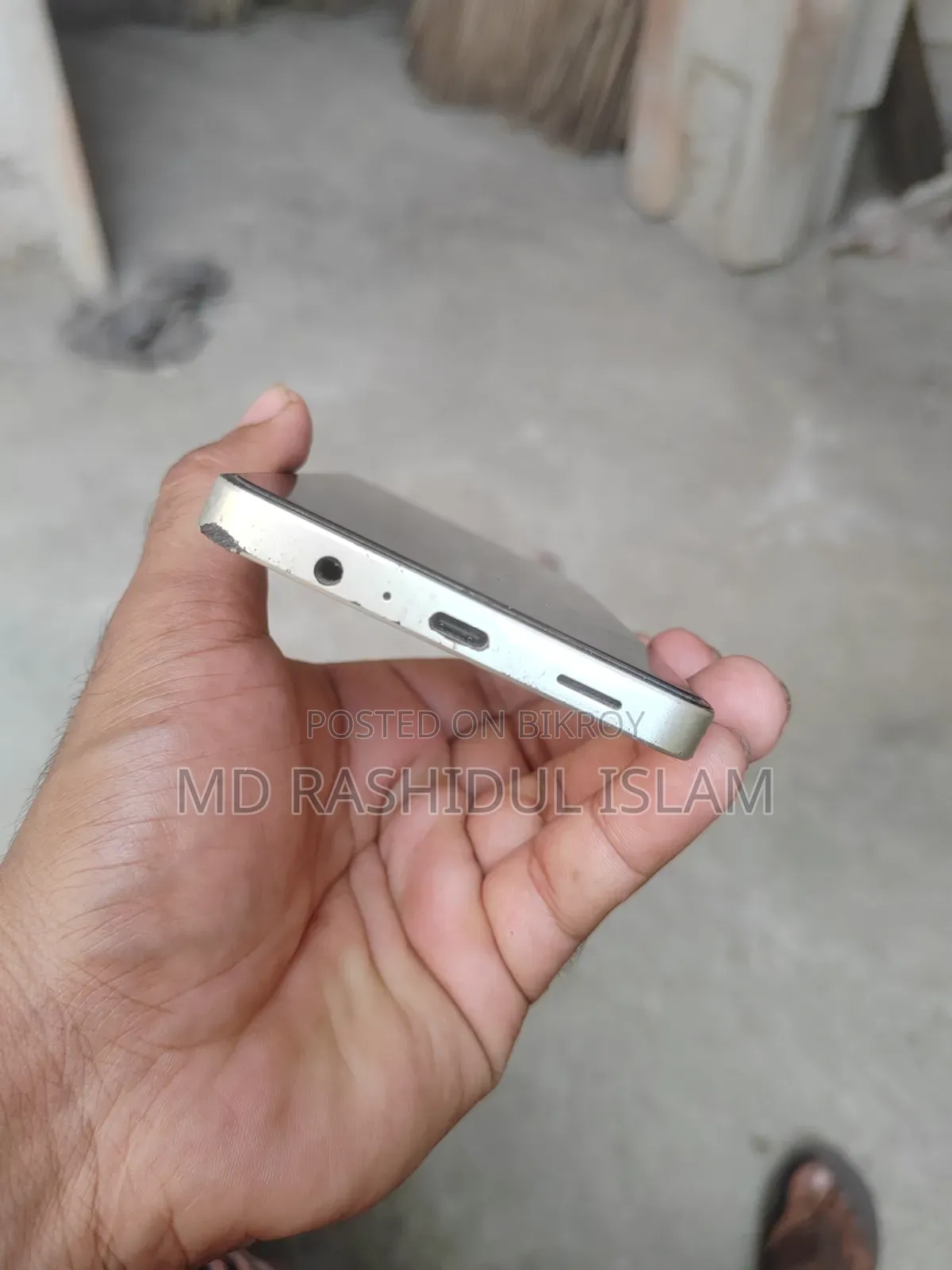 Samsung Galaxy A06 128 GB Gold