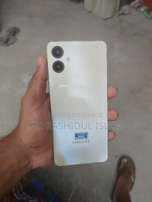 Samsung Galaxy A06 128 GB Gold