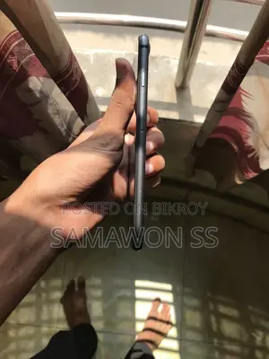 Apple iPhone 8 Plus 64 GB Black