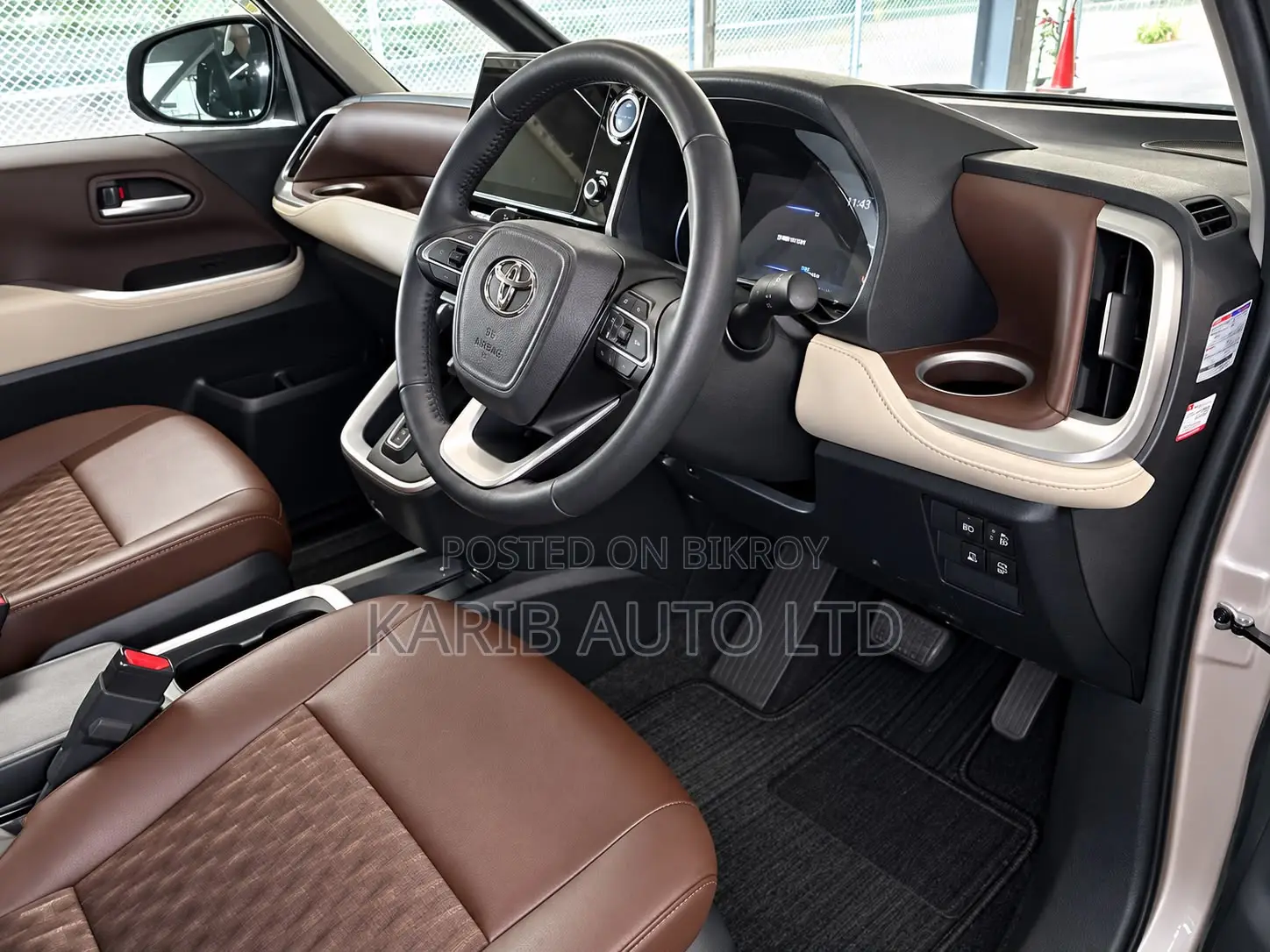 Toyota Noah 2023 Beige