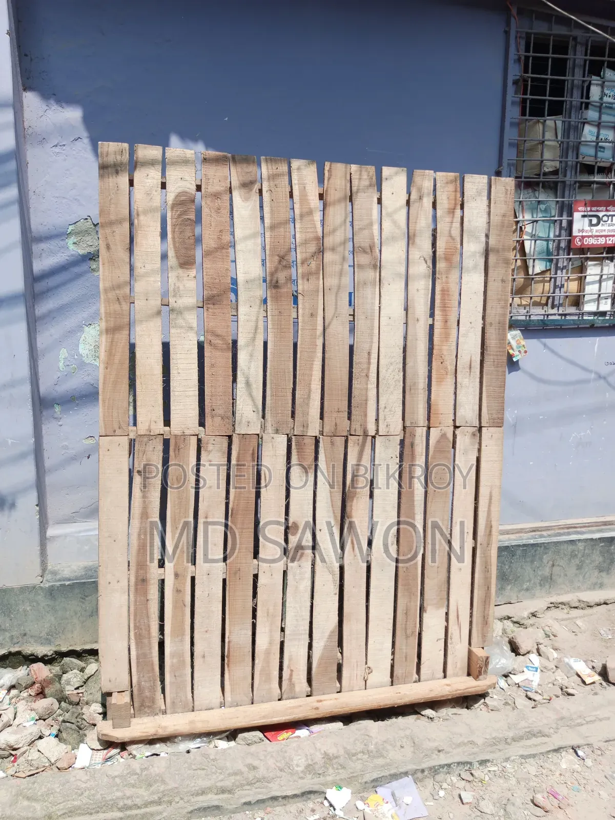 Bed at Low Price