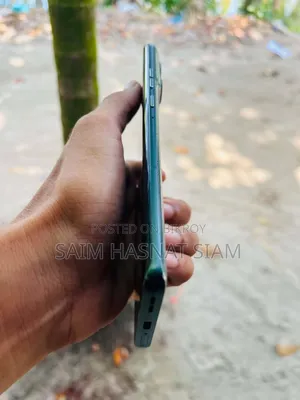 মোটর চলা এজ ৫০ ২৫৬ জিবি সবুজ