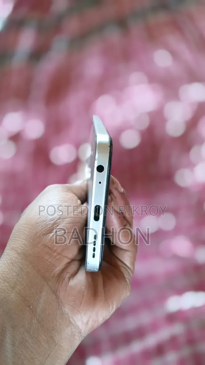 Infinix Smart 9 128 GB Silver