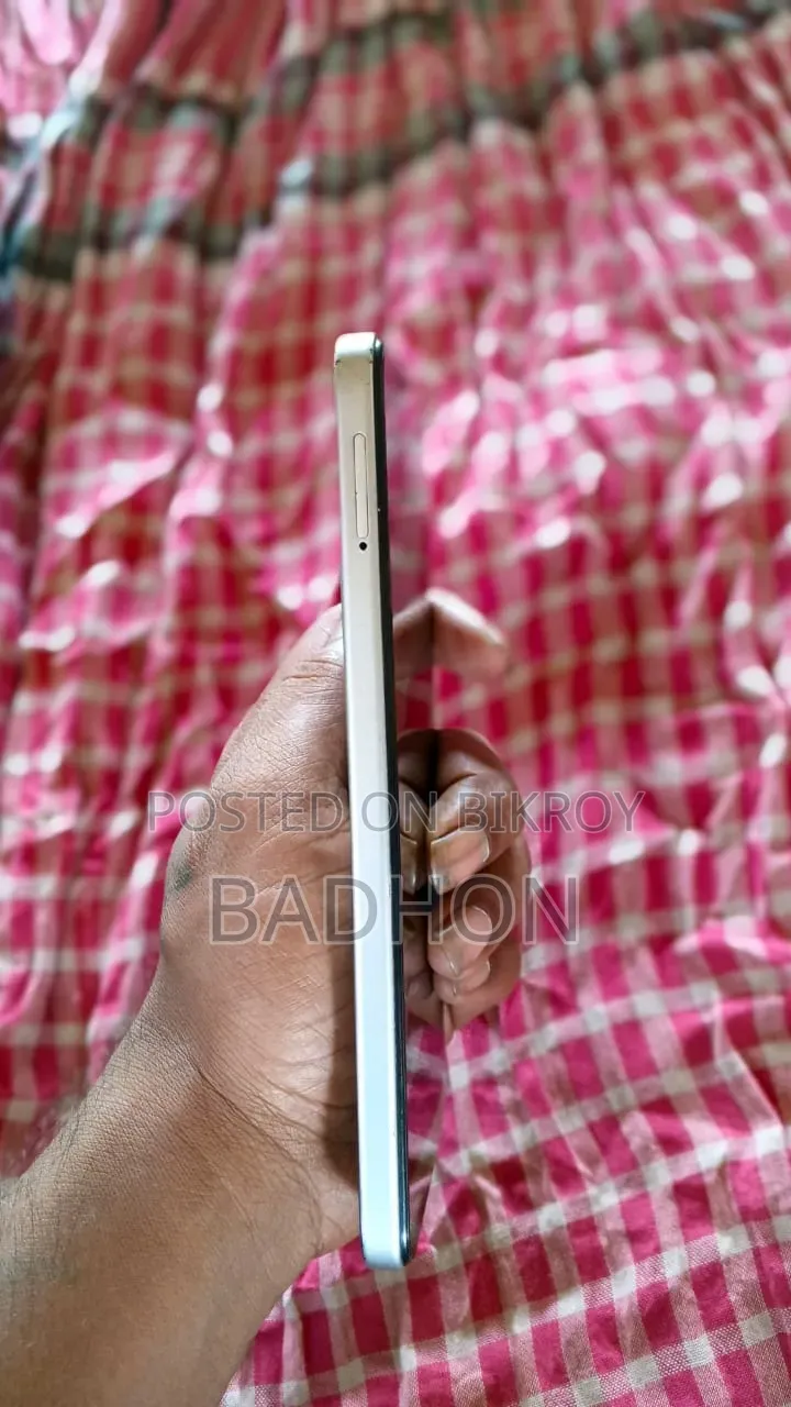 Infinix Smart 9 128 GB Silver