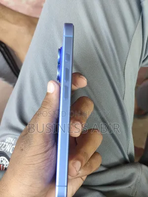 Apple iPhone 16 128 GB Blue