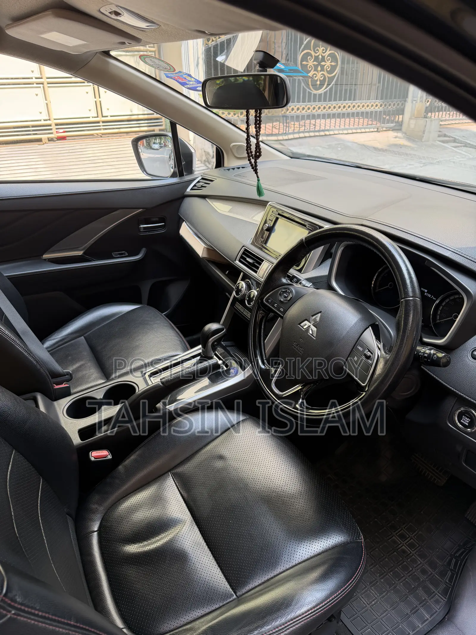 Mitsubishi Xpander 2020 Black