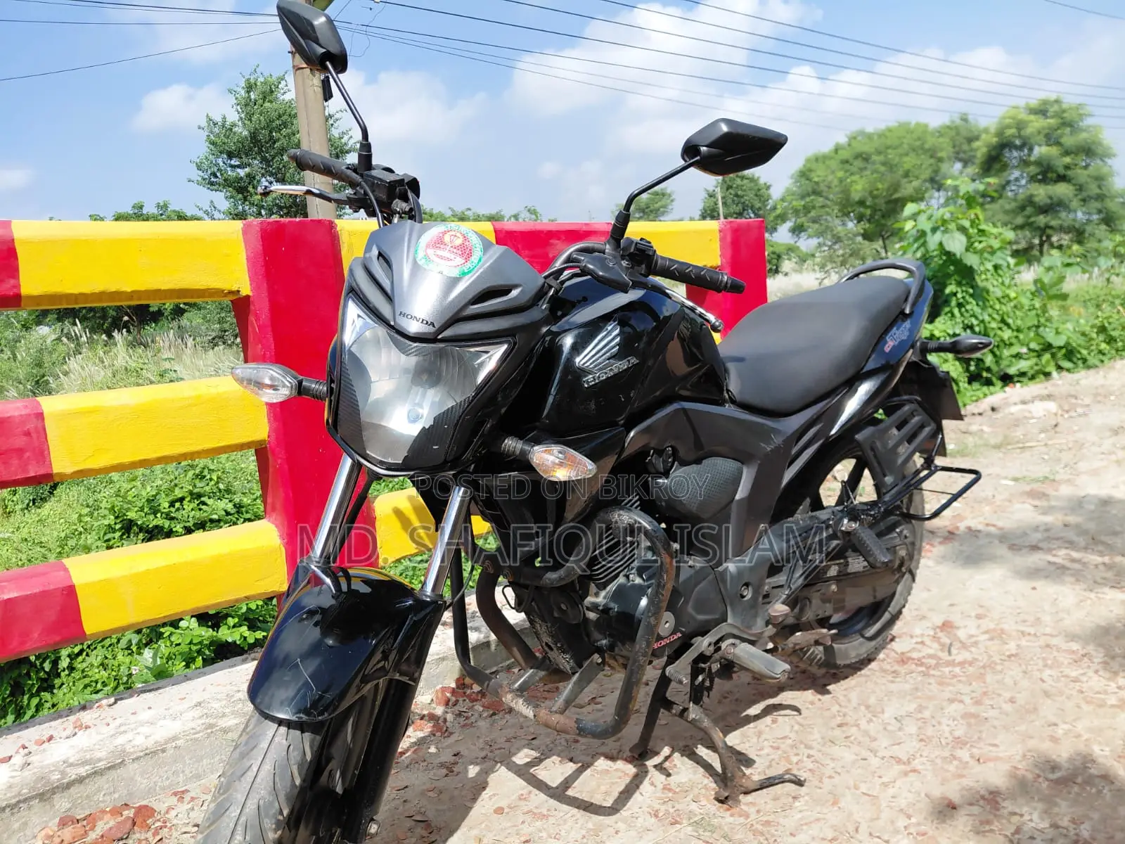 হোন্ডা সিবি ২০১৭ কালো