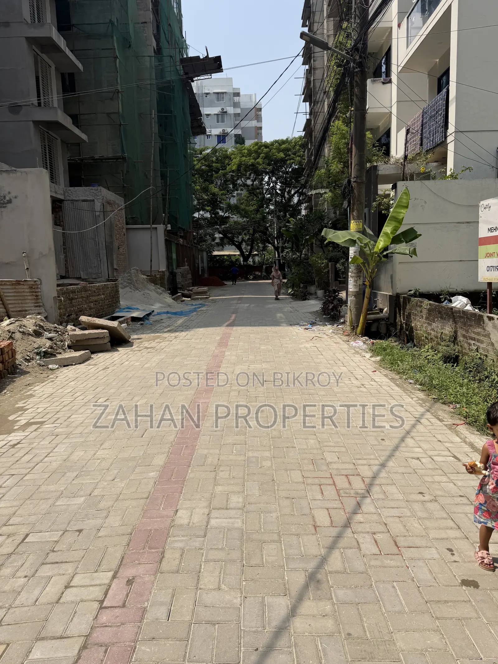 Bashundhara J Block 60 Ft Road 5 Katha Corner Plot for Sale