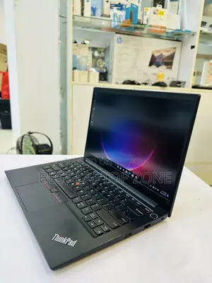Laptop Lenovo 16GB Intel Core i7 SSD 512GB