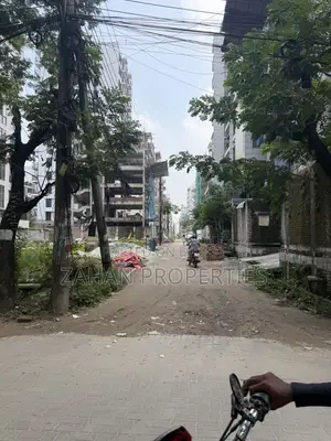Bashundhara J Block 4 Katha South Facing Plot for Sale