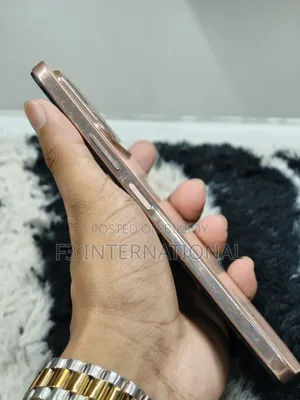 Vivo Y28 256 GB Orange