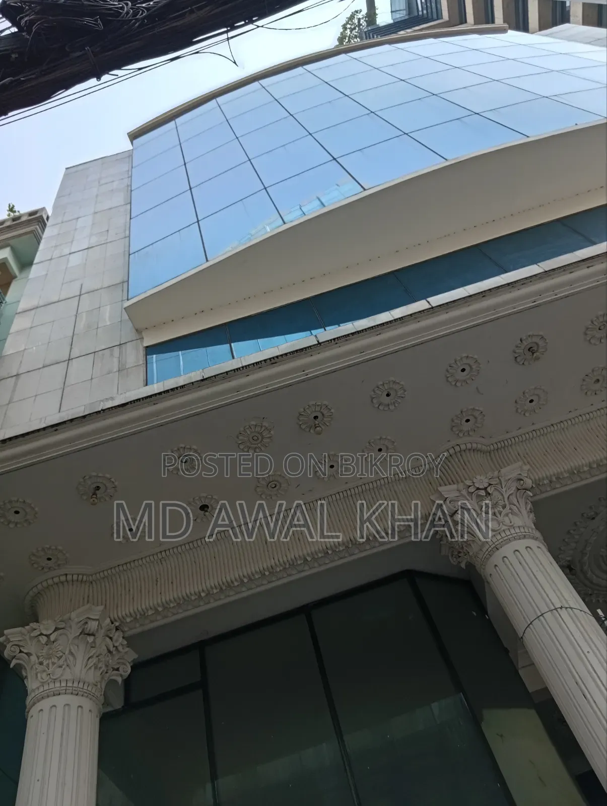 A Commercial Building for Rent at Gulshan 1