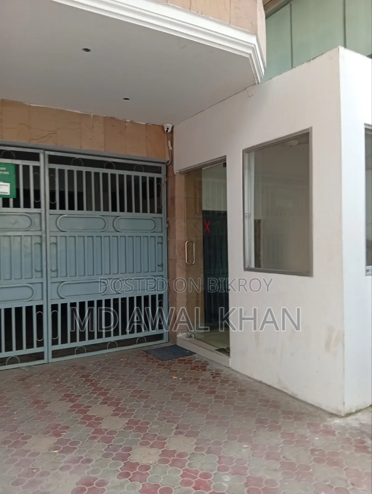 A Commercial Building for Rent at Gulshan 1