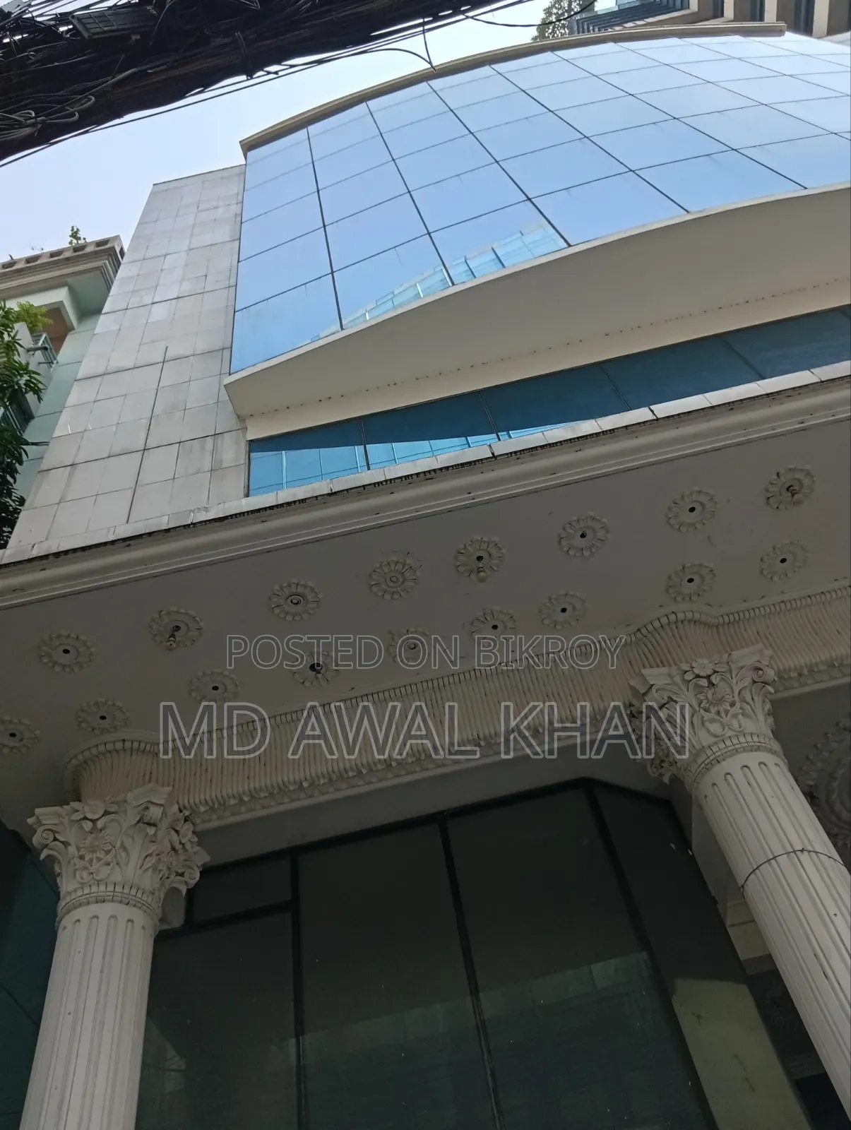 A Commercial Building for Rent at Gulshan 1