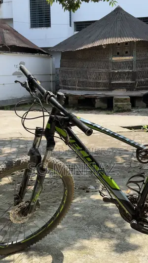 মোটরসাইকেল ২০১৮ সবুজ