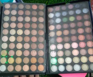 'Laroc' Eyeshadow (120 Colour)