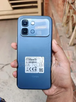 ইনফিনিক্স নোট এজ ১২৮ জিবি কালো