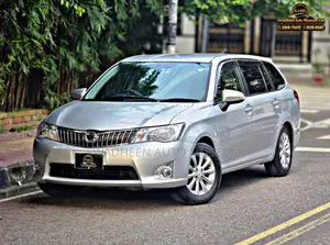 Toyota Corolla Fielder 1.5 Petrol Front-Wheel Drive 2013 Silver