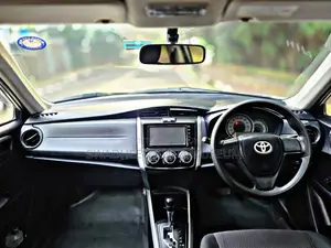 Toyota Corolla Fielder 1.5 Petrol Front-Wheel Drive 2013 Silver
