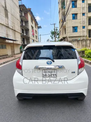 Toyota Aqua 2016 White