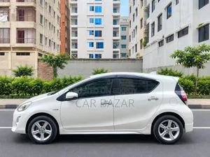 Toyota Aqua 2016 White