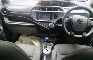 Toyota Aqua 2016 White