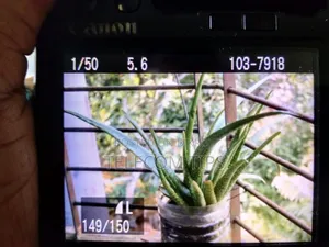 DSLR Camera
