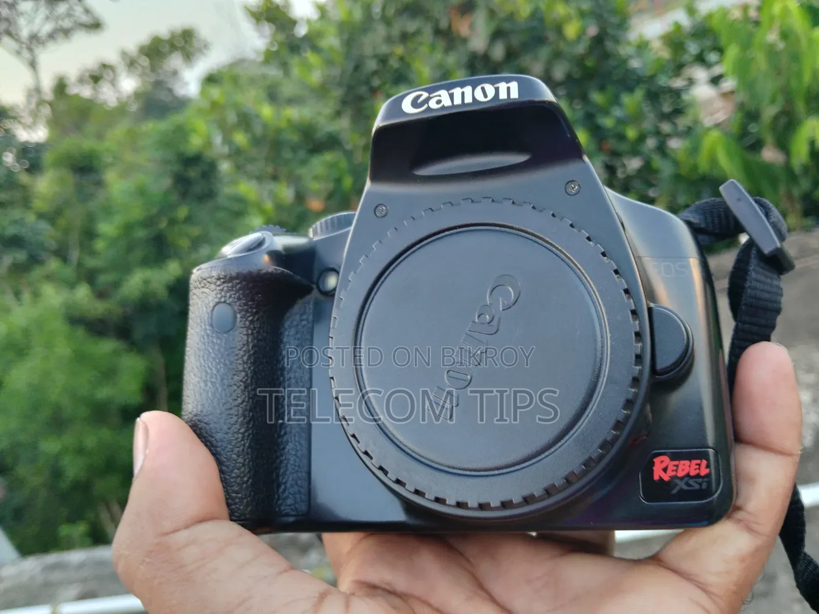 DSLR Camera