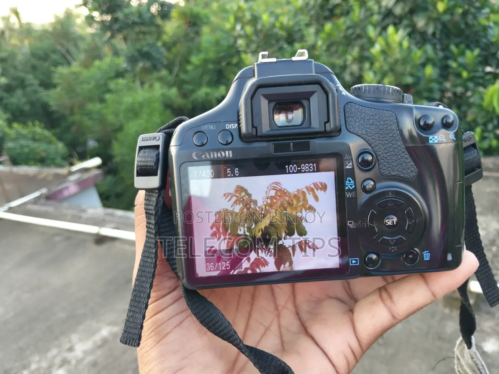 DSLR Camera