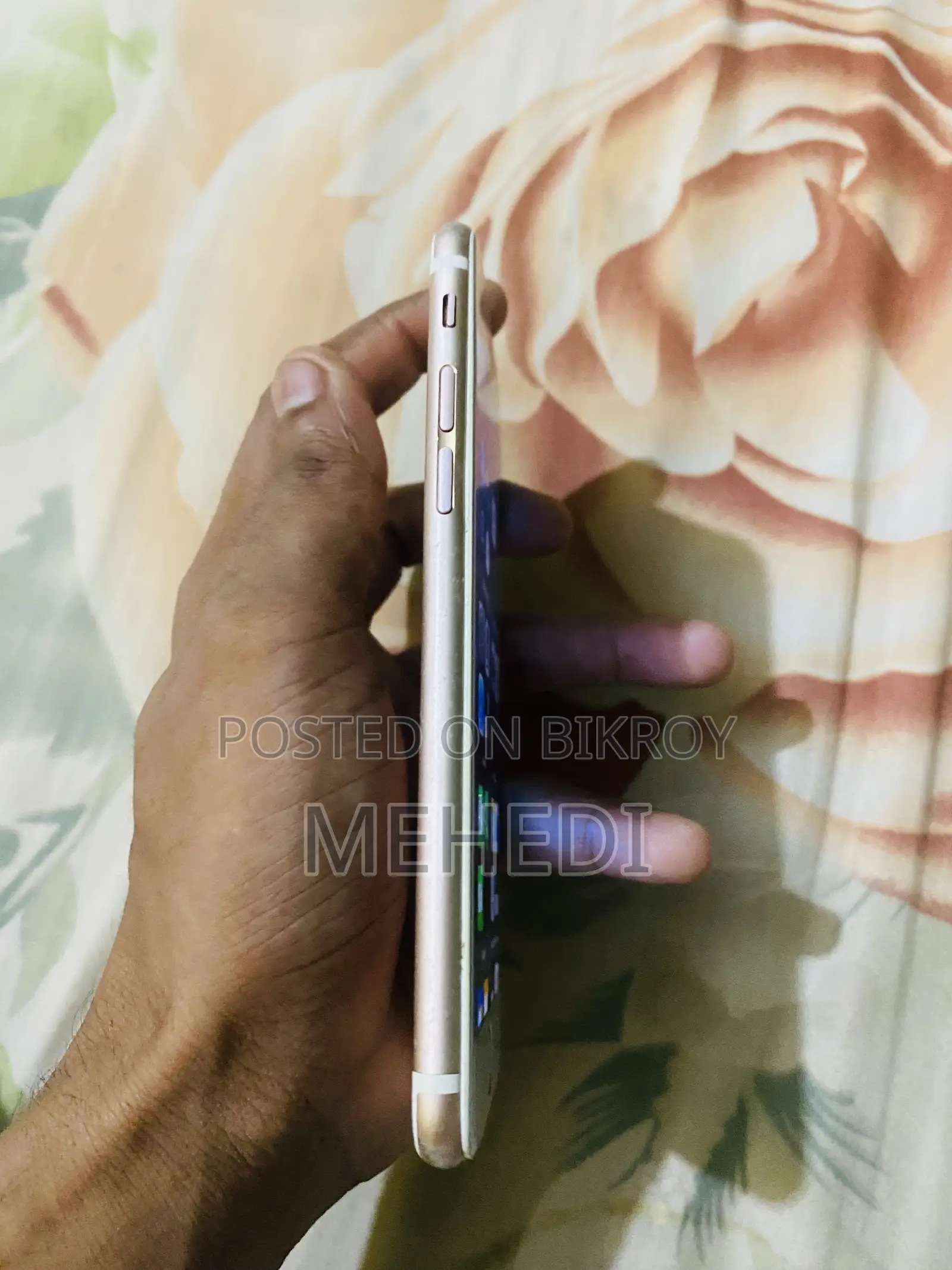 Apple iPhone 6s ১৬ জিবি গোল্ড